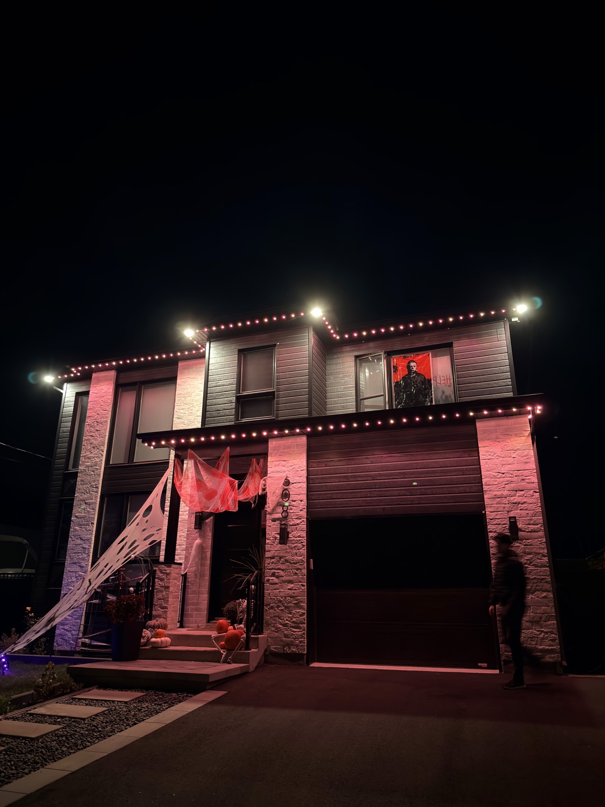Projet d'installation de lumières LED permanentes Luminov